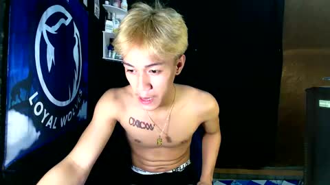 Loy online show from 11-25-25, 07:25