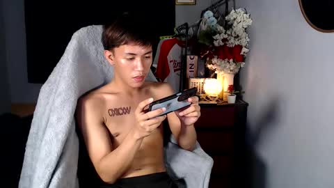 Loy online show from 03-08-26, 02:54