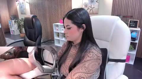         online show from 10-28-25, 07:27