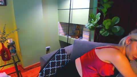 Snapshot of naugthymila3 chatting on 04-21-26, 02:51 Mila aka Dominika - Nov 20 Birthday show Onlyfans Naugthymila online show from 04-21-26, 02:51