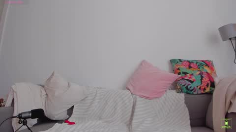 Snapshot of nautica_therapy chatting on 02-03-25, 01:51 Nautica online show from 02-03-25, 01:51