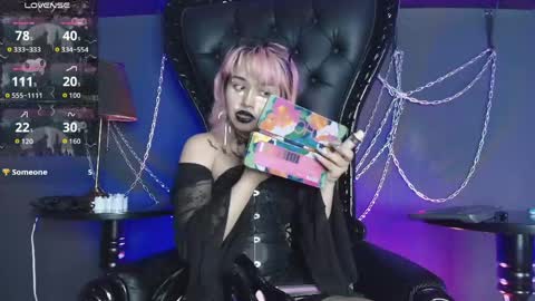 Navier  online show from 04-28-26, 04:28