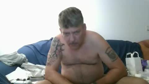 Ask me online show from 10-31-25, 04:52