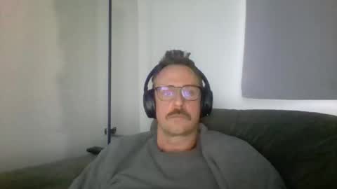 nawtydom1977 online show from 11-05-25, 06:41