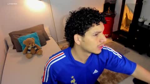 Natan online show from 09-15-25, 04:01