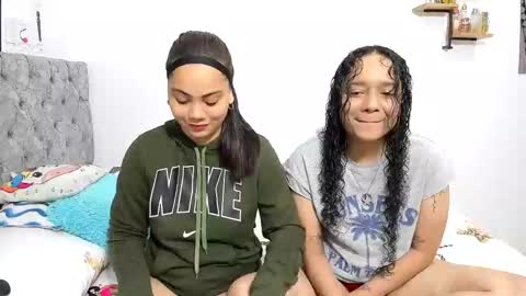 Snapshot of nay_and_aleja chatting on 11-07-25, 02:55 nay_and_aleja online show from 11-07-25, 02:55