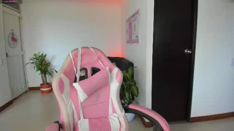 Nayah Williams  - OnlyFans  online show from 07-17-26, 12:23