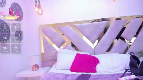 nayara_macherano online show from 03-11-25, 08:41