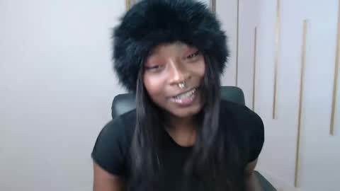 Nayaris 3 online show from 04-26-26, 03:10