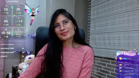 Naye  online show from 01-19-25, 04:44