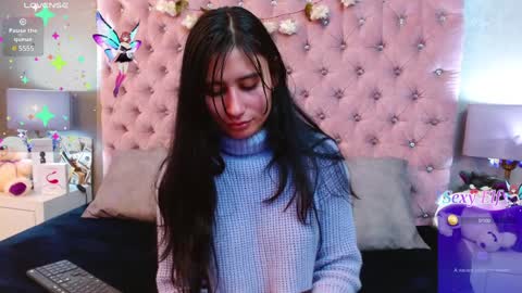 Naye  online show from 01-25-25, 03:51