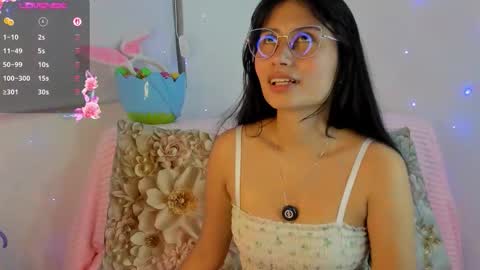 Naye  online show from 03-27-26, 04:18