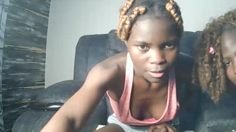 Snapshot of nayela_ chatting on 03-06-26, 11:01 nayela_ online show from 03-06-26, 11:01