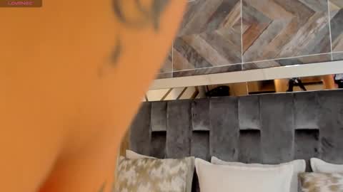    online show from 11-08-25, 11:54