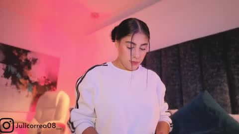 Juli  online show from 02-16-26, 11:39