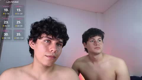 Naytoon online show from 04-25-26, 01:41