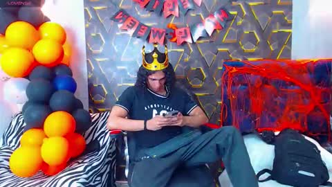 Nazper online show from 10-21-25, 04:08