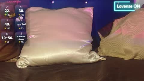 Snapshot of ncyhotxx chatting on 11-15-25, 12:45 ncyhotxx online show from 11-15-25, 12:45