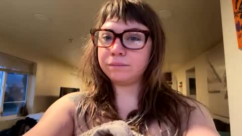 Nealiana online show from 01-21-25, 03:32