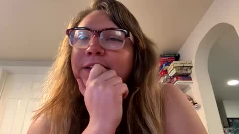 Nealiana online show from 02-12-26, 03:51