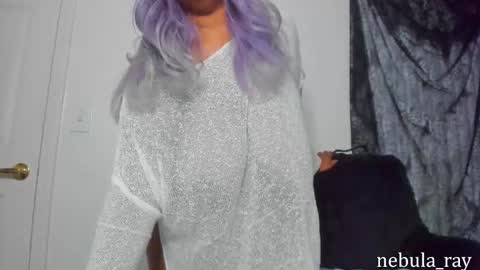 Snapshot of nebula_ray chatting on 11-19-25, 12:05 Nebula Ray online show from 11-19-25, 12:05