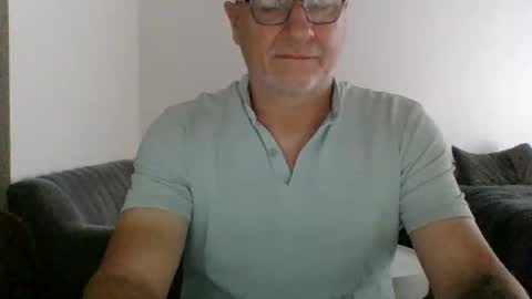 Snapshot of neckdown12 chatting on 12-19-25, 06:59 neckdown12 online show from 12-19-25, 06:59