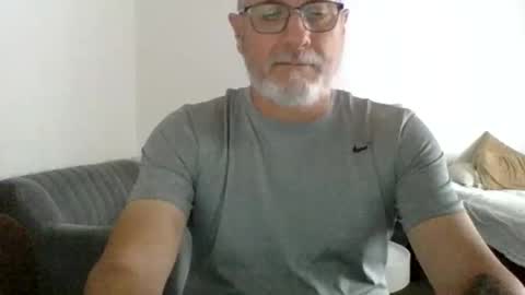 Snapshot of neckdown12 chatting on 02-08-26, 08:01 neckdown12 online show from 02-08-26, 08:01