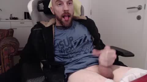 Snapshot of needyoujust chatting on 02-24-25, 08:25 needyoujust online show from 02-24-25, 08:25