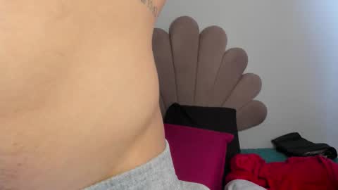 Nei turn green online show from 09-26-25, 03:05