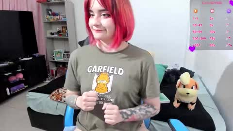 Snapshot of neeko_lol_ chatting on 09-29-25, 09:25 Geek Nicole    im Neeko UwU online show from 09-29-25, 09:25