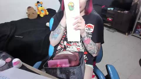 Geek Nicole    im Neeko UwU online show from 01-17-26, 07:28