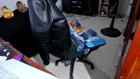 Geek Nicole    im Neeko UwU online show from 04-09-26, 01:05