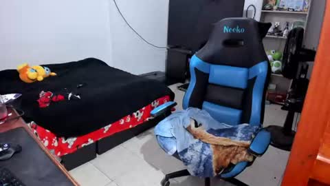 Geek Nicole    im Neeko UwU online show from 07-03-26, 11:38