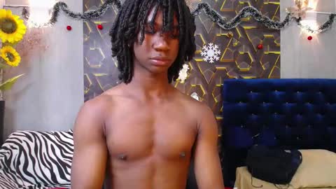 Snapshot of negga_cum chatting on 11-29-25, 02:09 NEGGA online show from 11-29-25, 02:09