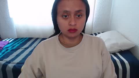 Zoe online show from 10-12-25, 02:05