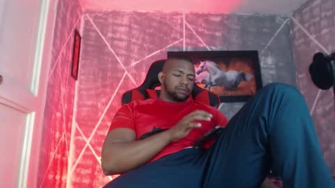 Snapshot of negritomeloso_k18 chatting on 10-31-25, 02:45 negritomeloso_k18 online show from 10-31-25, 02:45