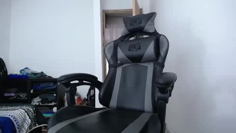 neitan___ online show from 09-18-25, 03:14