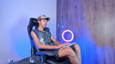 Snapshot of neitan_miller chatting on 02-18-26, 11:50 neitan online show from 02-18-26, 11:50