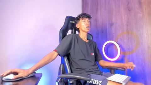 Snapshot of neitan_miller chatting on 02-20-26, 06:48 neitan online show from 02-20-26, 06:48