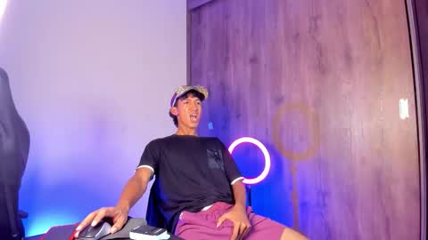 Snapshot of neitan_miller chatting on 03-05-26, 06:31 neitan online show from 03-05-26, 06:31