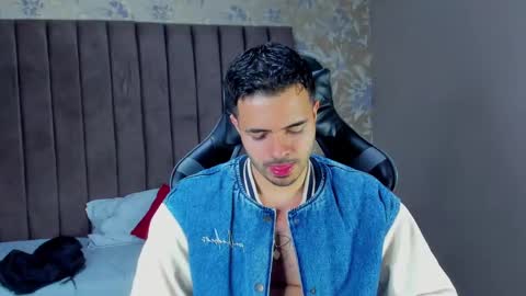 Ryan online show from 02-20-25, 02:40