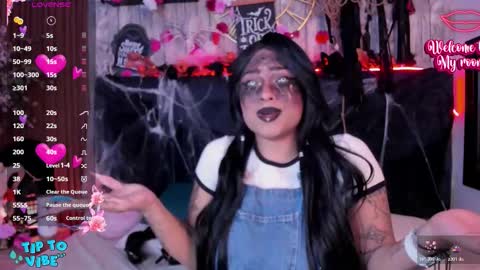 Miah online show from 10-31-25, 12:06