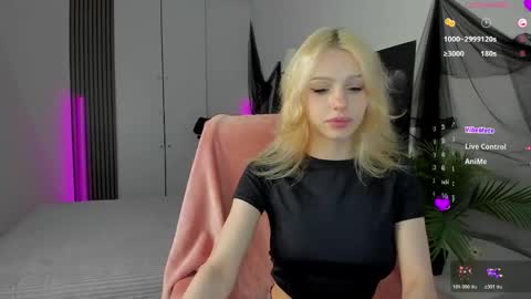 Snapshot of nekowhite chatting on 05-15-26, 03:08 Ela online show from 05-15-26, 03:08