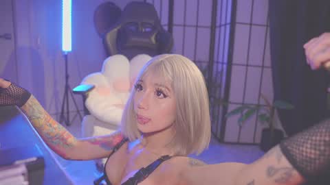 Snapshot of nekyra_san chatting on 01-08-25, 11:30 Mely  Birthday party saturday night BYO online show from 01-08-25, 11:30