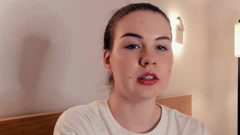 Snapshot of neldabestwick chatting on 12-03-25, 08:51 Histori online show from 12-03-25, 08:51