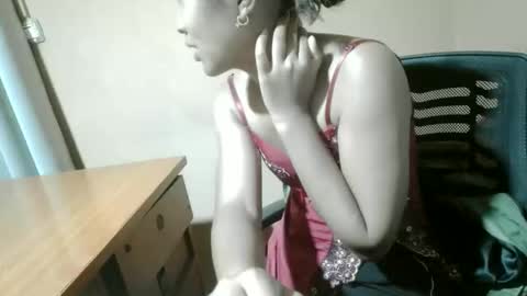 nelia_84 online show from 04-26-26, 02:09