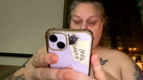 Snapshot of nellatlas chatting on 11-16-25, 12:27 Nellie Atlas online show from 11-16-25, 12:27