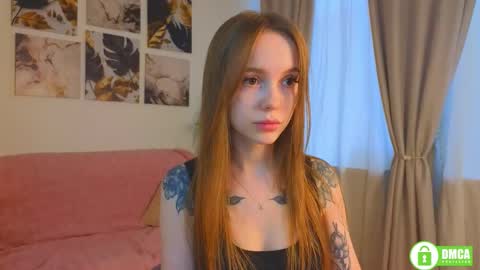 Snapshot of nellie_moans chatting on 10-12-25, 01:21 Nellie online show from 10-12-25, 01:21