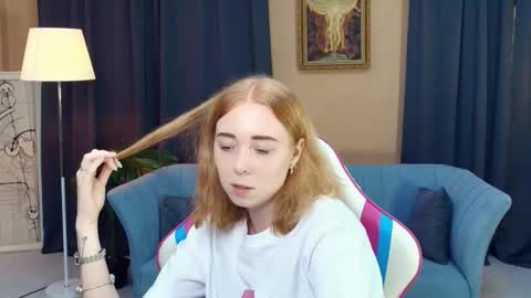 Nelli online show from 11-27-25, 08:55