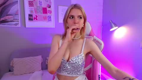 Nelly online show from 03-08-25, 12:22